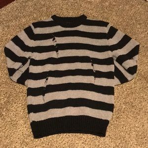 Shein Medium Sized Mens Distressed Sweater Black and White.